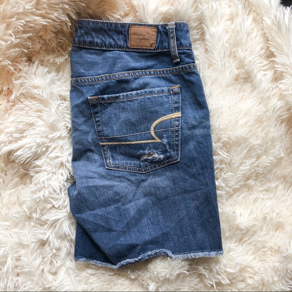 American Eagle long shorts - Picture 2 of 3